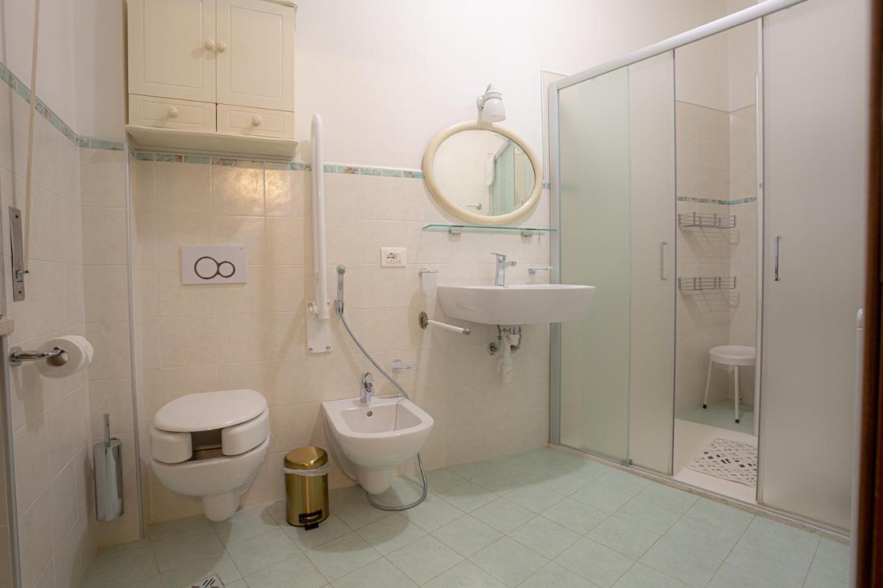 Residenza Porta Leoni - Royal Welcome Верона Экстерьер фото