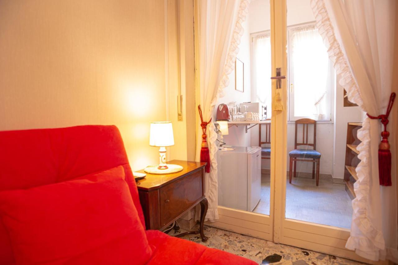 Residenza Porta Leoni - Royal Welcome Верона Экстерьер фото